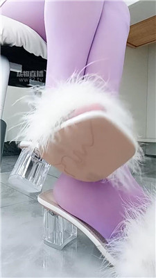 【依甜】老婆和情人羞辱阉割绿王八老公    260421-23BP