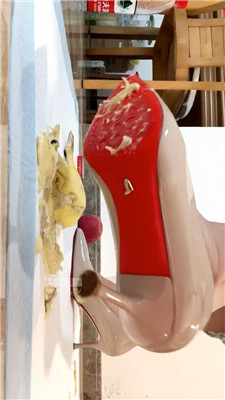 【晓甜】高跟裸足踩踏专场    260425-24BP