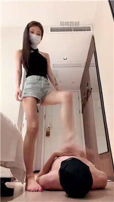 妍妍3544