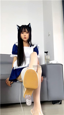 【妍妍】女仆白丝裸足臀诱    260608-19BP