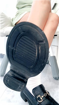 【依甜】骚妈是媚黑的母狗    260608-22BP
