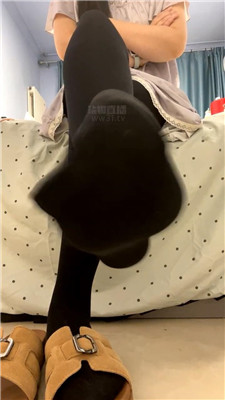 【微莱】媚黑绿帽和老婆一起    260701-29BP